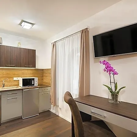 Paulay Downtown 4* Boedapest