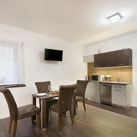 Apart-hotel Paulay Downtown 4*