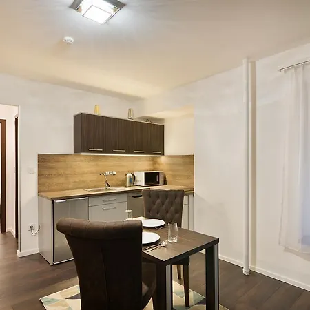 Paulay Downtown Aparthotel
