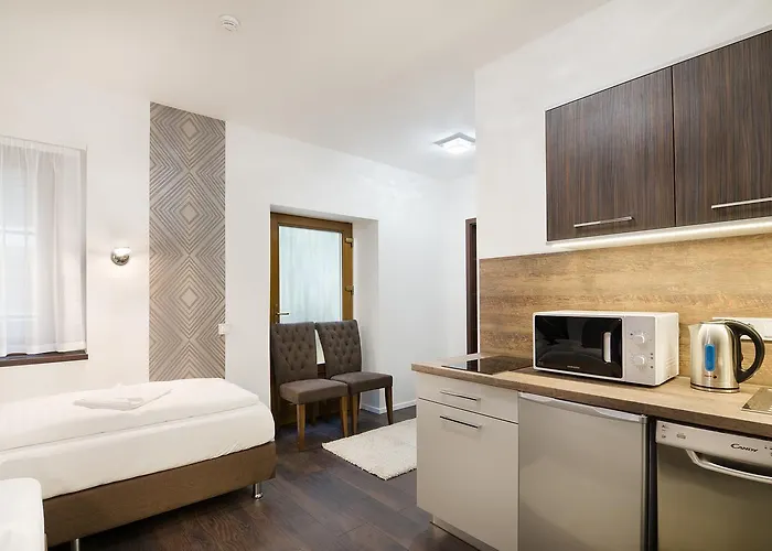 Paulay Downtown Apartahotel 4*