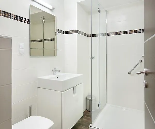 Paulay Downtown Apartahotel 4*