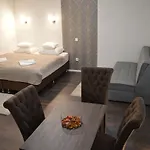 Paulay Downtown Aparthotel