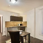 Paulay Downtown Aparthotel