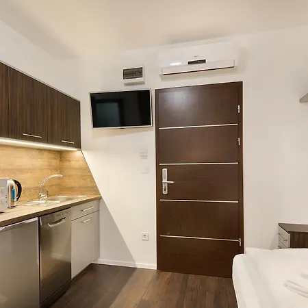Apartahotel Paulay Downtown 4*
